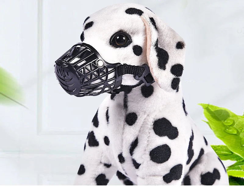Adjustable breathable dog muzzle – safety mouth mask for small, medium, and large dogs.