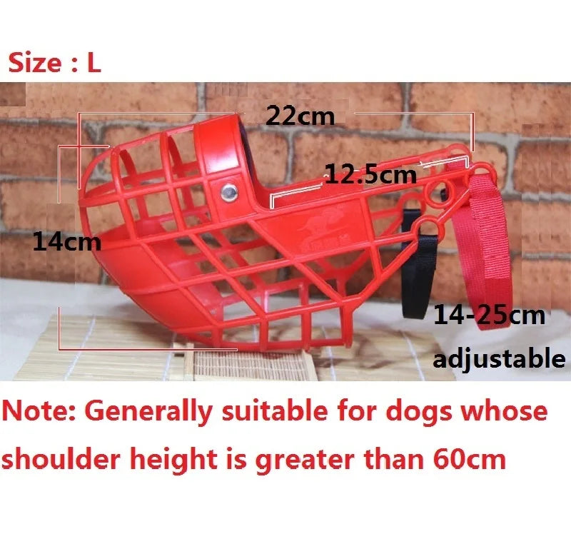 Adjustable plastic dog muzzle – anti-biting and anti-barking basket-style mouth cover for dogs in sizes S/M/L.