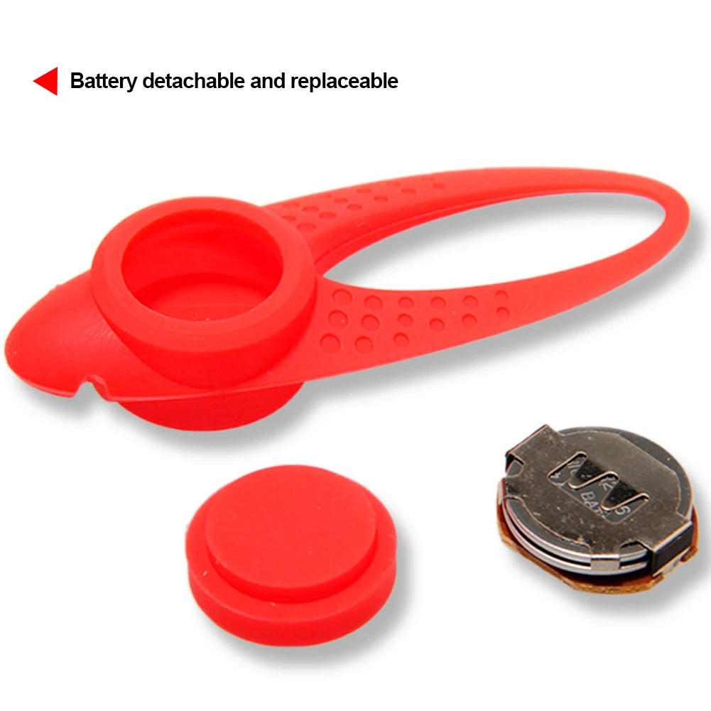 LED silicone pet pendant – flashing glow light collar accessory for dogs, safe and luminous for night visibility.