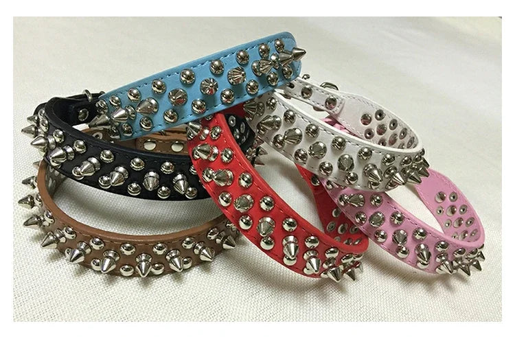 Adjustable PU leather dog collar with spikes and rivets – punk-style collar for small dogs and cats.