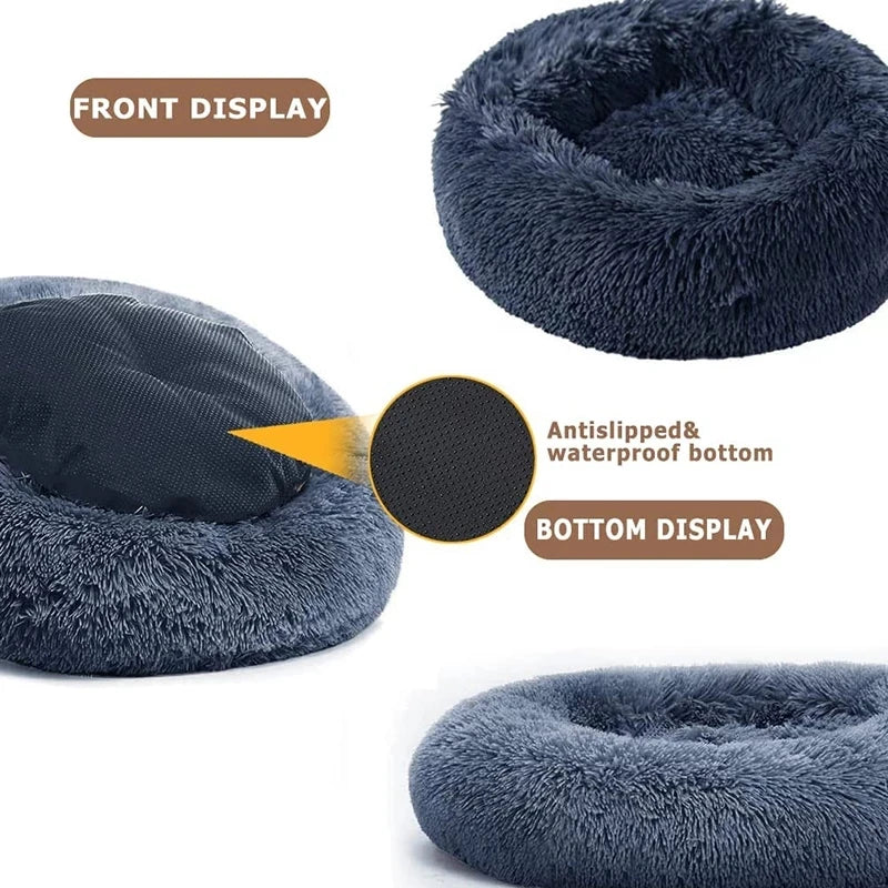 Soft plush round pet bed for cats and dogs – warm and comfortable sleeping bed in multiple sizes.